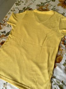 Yellow casual tshirt