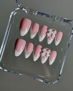Press On nails