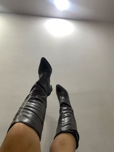 SSS Women’s Knee-High Brown Leather Boots