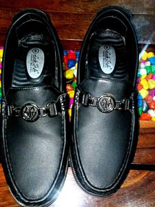 Look Style Black Loafers
