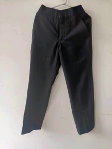BLACK FORMAL PANTS