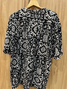 Black and White Printed T-Shirt