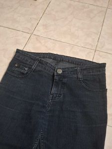 Dark Wash Cropped Jeans