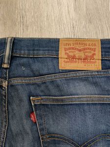 Ma1547 Levi&#39;s Jeans waist 36