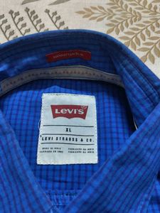 Levi&#39;s Blue Checked Shirt