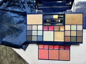 ORIFLAME QUEEN OF THE NIGHT EYESHADOW BLUSH AND HIGHLIGHTER