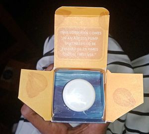 Aqualogica Glow+ Dewy Sunscreen