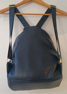 London Fog Quilted BackPack Navy Blue