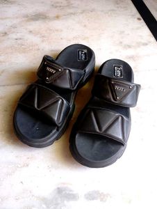 Chunky Slides🦋