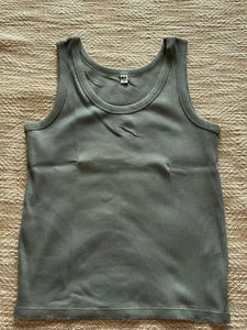 Ribbed Tank