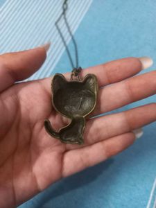 Cat Pendant Necklace