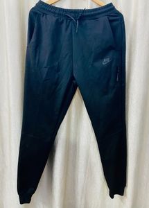 Nike Tech  Black Jogger (UNISEX)