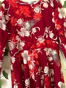 Long Dress With Floral Prints , Long Sleeve , Very Comfortable To Wear