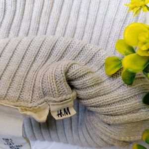 H&amp;M Cable Knit Turtleneck Sweater