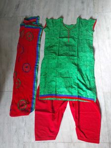 Kurta Set With Duppata