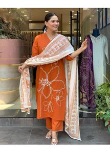 🧡🤍Orange kurta pant Set With Dupatta 🤍🧡