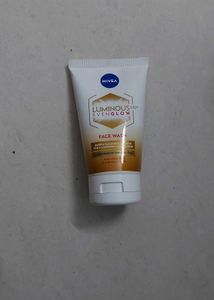 Nivea Luminous EvenGlow Face Wash