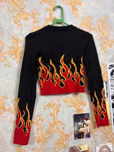 Y2k Graphic Crop Top