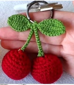 🍒 Cherry Keychain