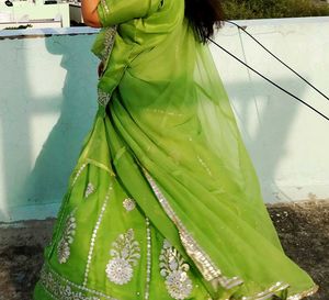 Elegant Green poshaak