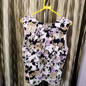 PRICE DROP!Silk Blend Talbots Floral Sweater Vest