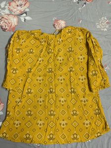 Mustard Yellow Top With 3/4 Sleeves