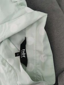 Light Green Colour With White Circles Design