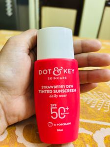 Dot & Key Sunscreen SPF 50+