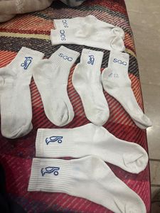 4 Pair Socks