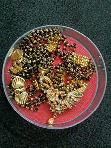Nallapusa (Black Beads) Long Chain