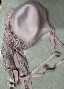 Used Laced Clovia Pink Bra 36B