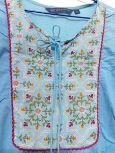 New 💙 Tunic Tops