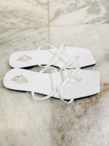 Flats Sandal White Unused IND-7
