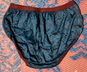Pond&#39;s Lingerie Briefs - M