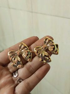 Trendy Earrings ❤️