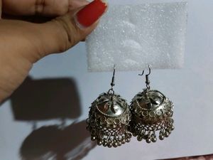 Earrings (Jhumka)