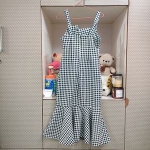 Checkered Cut Sleeves Midi Winter Dress