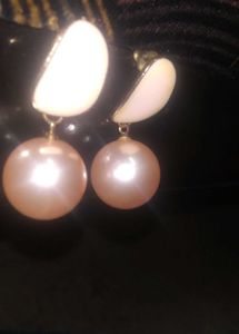 Trending Pearl Drop Earing