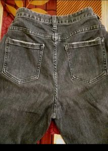 Distressed Wide Leg Jeans
