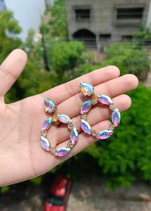 2 Pairs Of Elegant Earrings