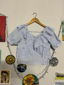 Striped Ruffle Top🩵🩵
