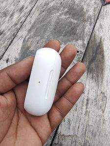 OnePlus Z2 Charging Case
