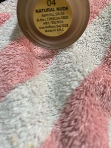High Performance Foundation With Vitamin C