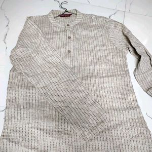 Men beige woven design kurta