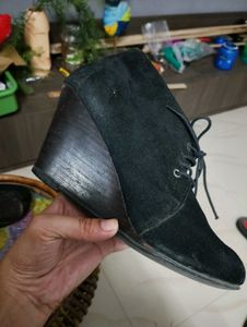 Stylish Black Formal Boots