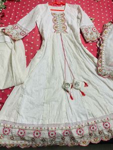 Beautiful Party Wear Suit