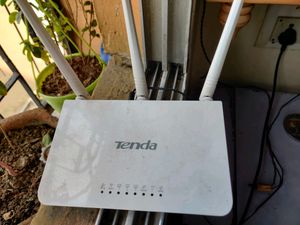 Tenda Router