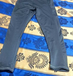 Women Grey Gym Wear Pant Strachble