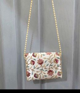 Floral Embroidered Clutch