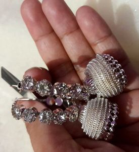 Earrings 🤩 NEW Limited Time Offer